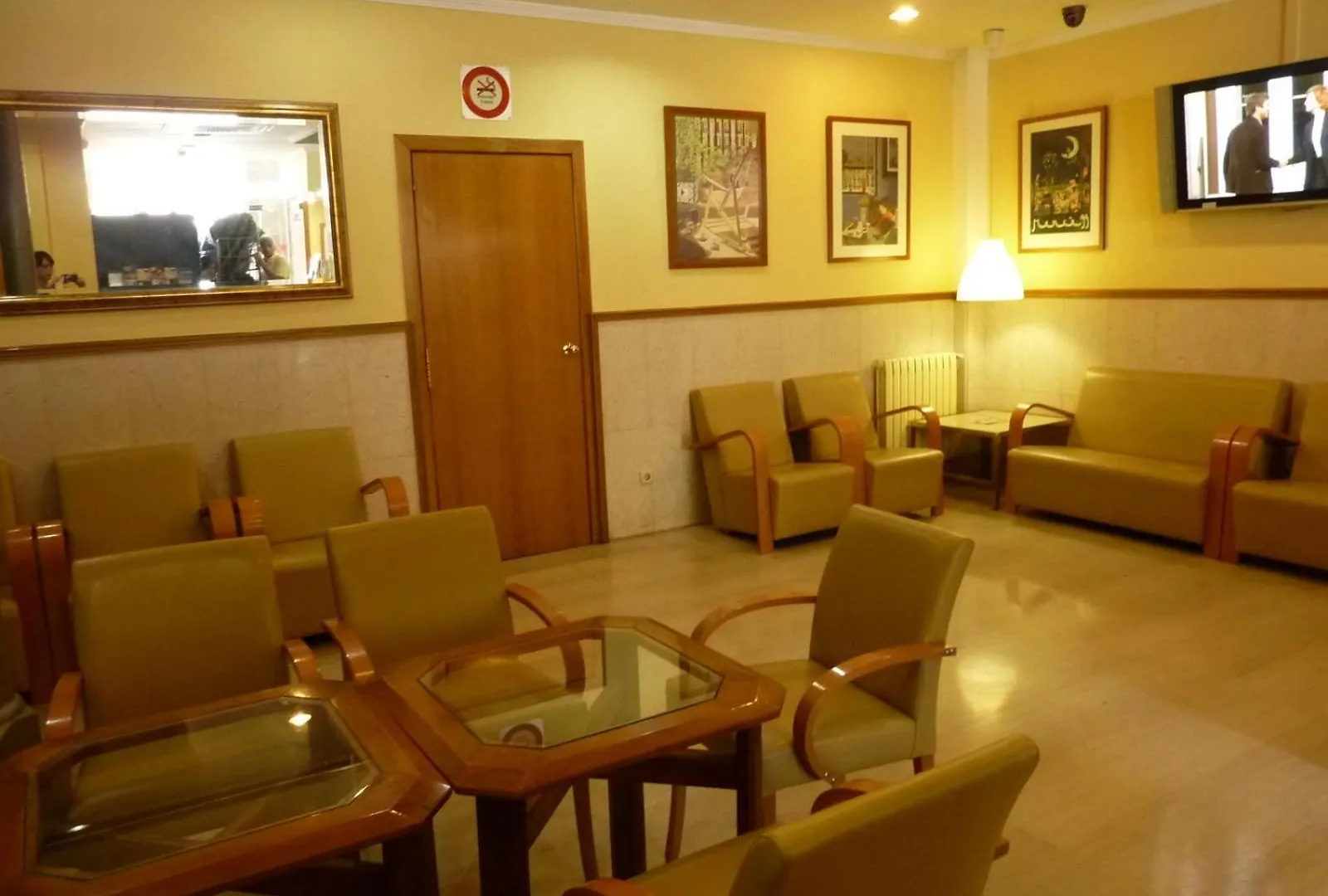 Roma Reial Hotel Barcelona Spain
