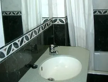 Hotel Roma Reial Barcelona 0*,  España