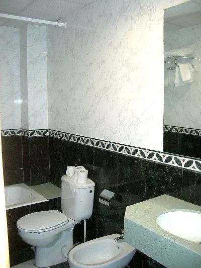 Roma Reial Hotel Barcelona